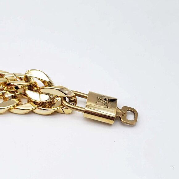 Authentic Louis Vuitton Lock &  Key with Unbranded Cuban Style Gold Plated Chain - Picture 5 of 10
